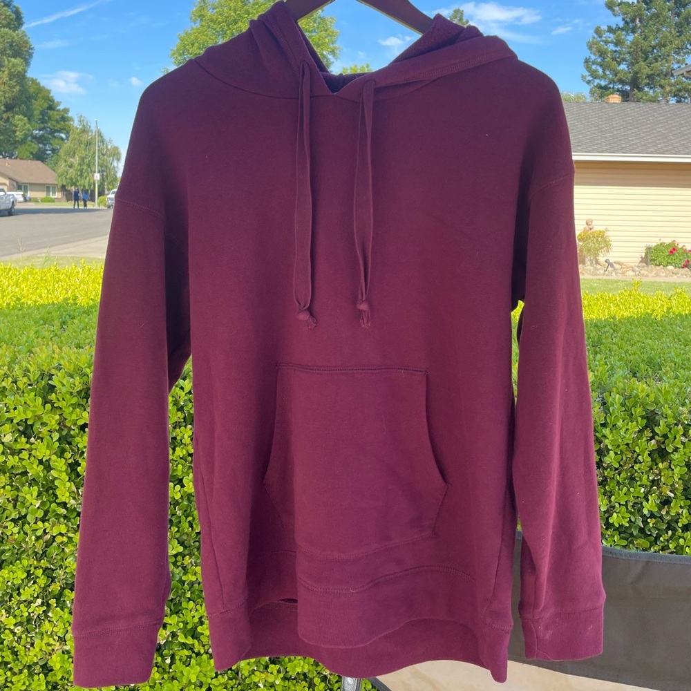 American Eagle light sweatshirt